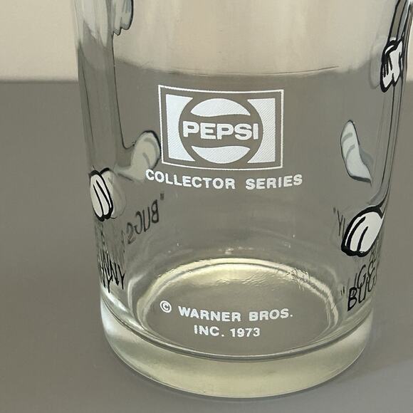 1973 Pepsi Collector Glasses Series Looney Tunes Bugs Bunny & Elmer Fudd #9 - Picture 7 of 8